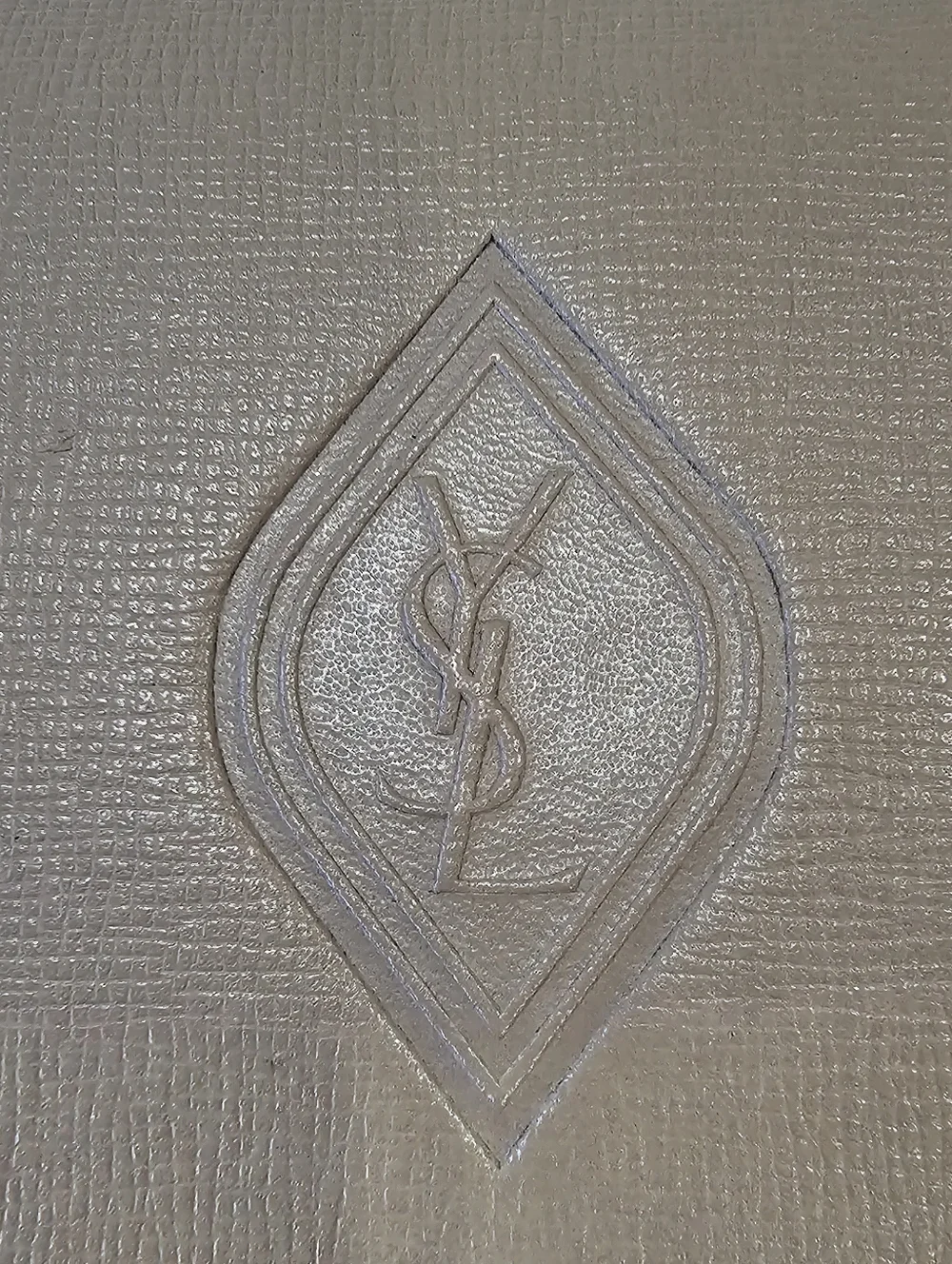 Yves Saint Laurent Tan Leather Vintage Continental Wallet with Gold Corners - Picture 2 of 12